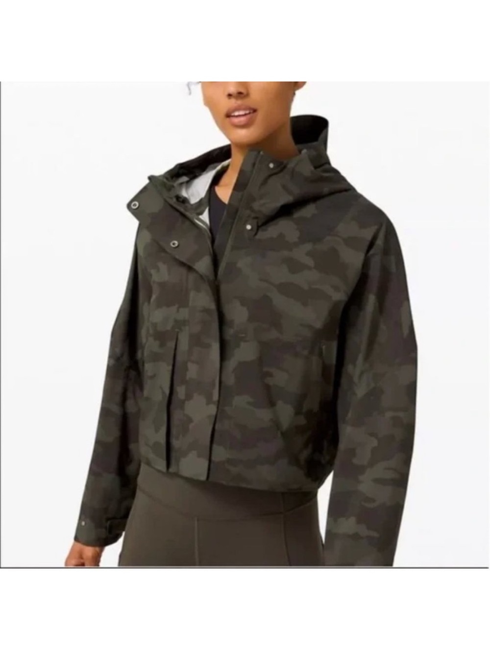 Lululemon Cropped Black Camouflage Hooded Rain Chaser Heritage Jacket EUC